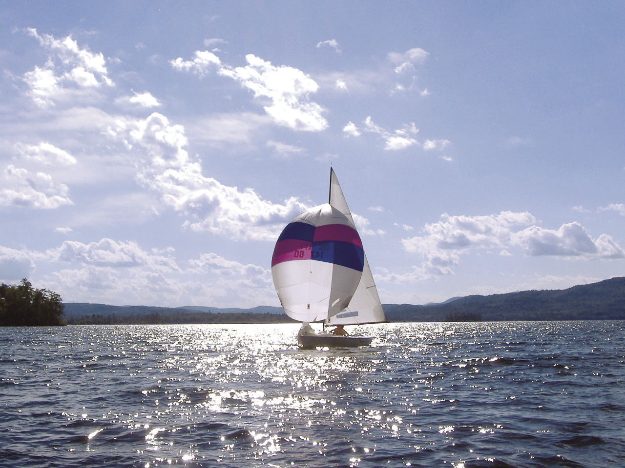 Squam Lakes Association to hold sailing race to benefit youth programs